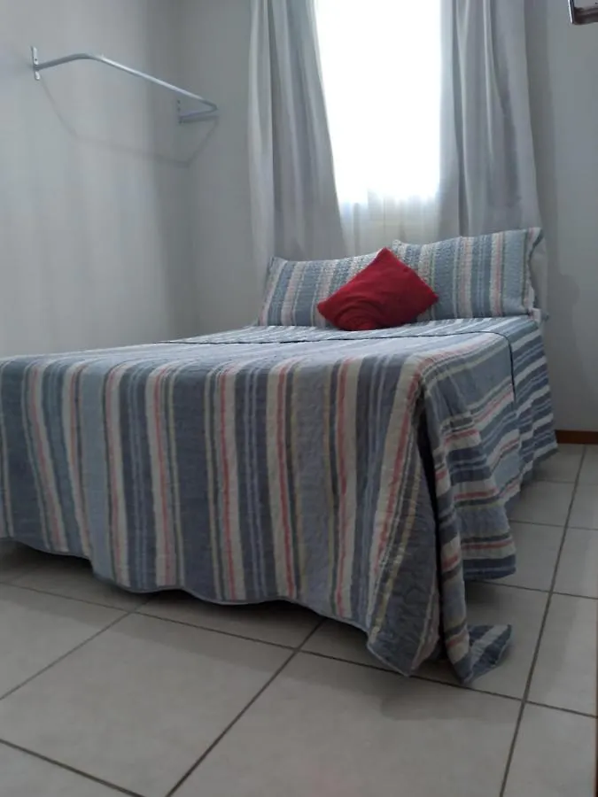 Apartamento Com Piscina Piçarras
